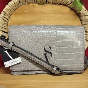 Simply Vera Vera Wang NWT Leena Envelope Crossbody Bag Retails $59